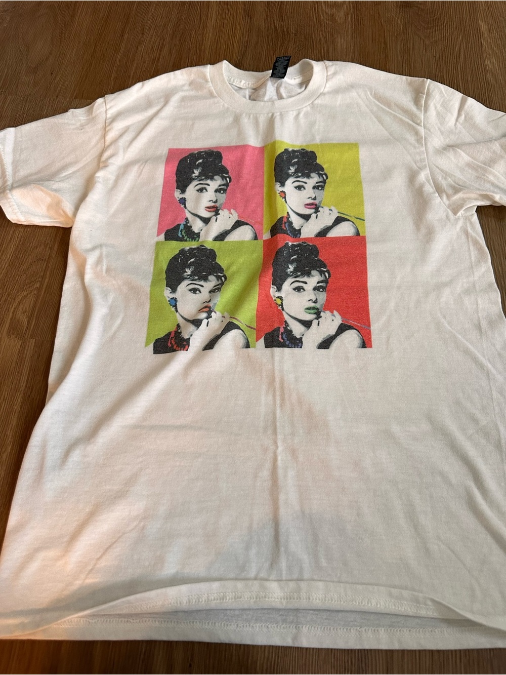 Audrey Hepburn pop tee